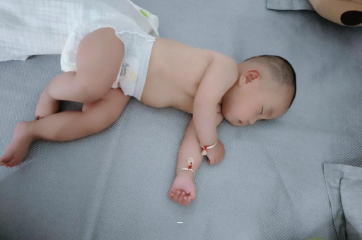 涟源给宝宝添加辅食